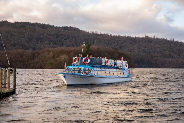 Windermere-boat-tour-4180